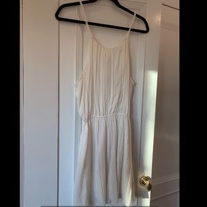 White dainty dress | Abercrombie and Fitch | M